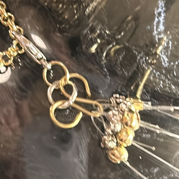 Floating Illusion Cinderella’s ball necklace - Picture 9 of 15